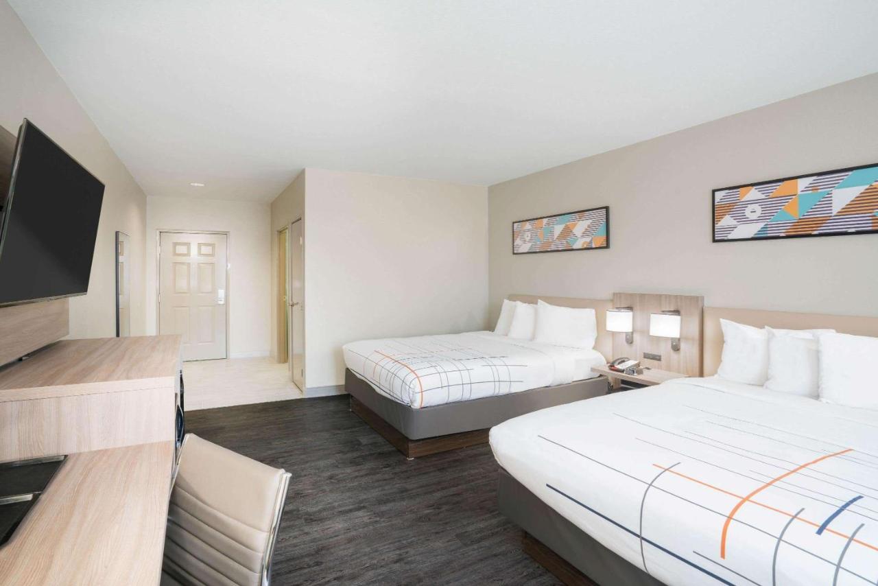 La Quinta By Wyndham Montgomery Buitenkant foto
